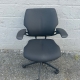 BLACK OFFICE ADJUSTABLE ARMCHAIR
