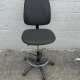BLACK AJUSTABLE DRAFTING STOOL