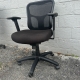 BLACK ARMED MOVABLE CHAIR